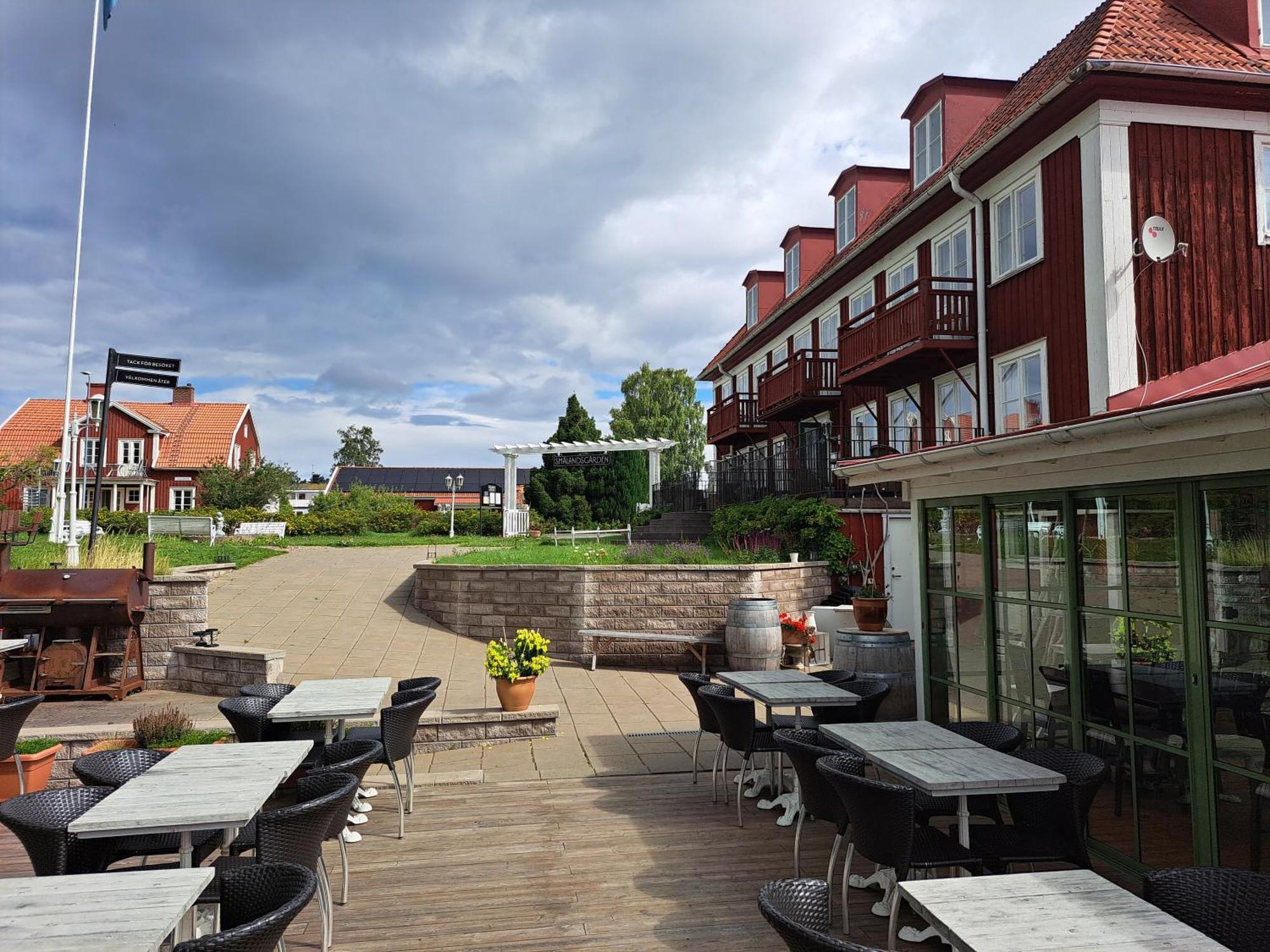 Smålandsgården Hotell Gränna Eksteriør bilde