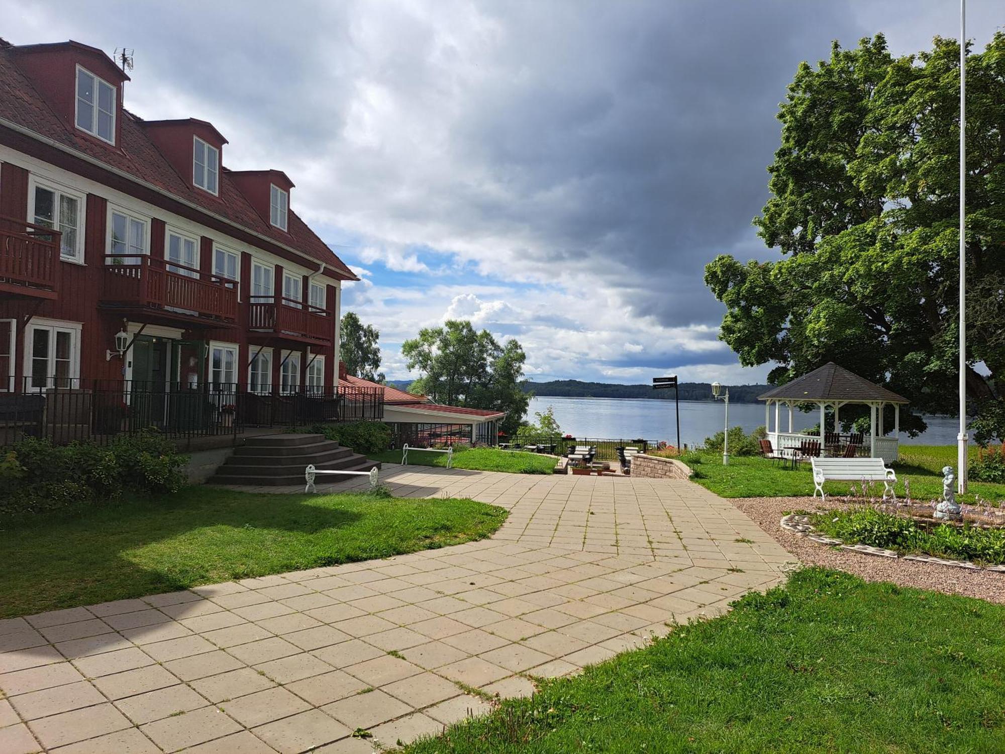 Smålandsgården Hotell Gränna Eksteriør bilde