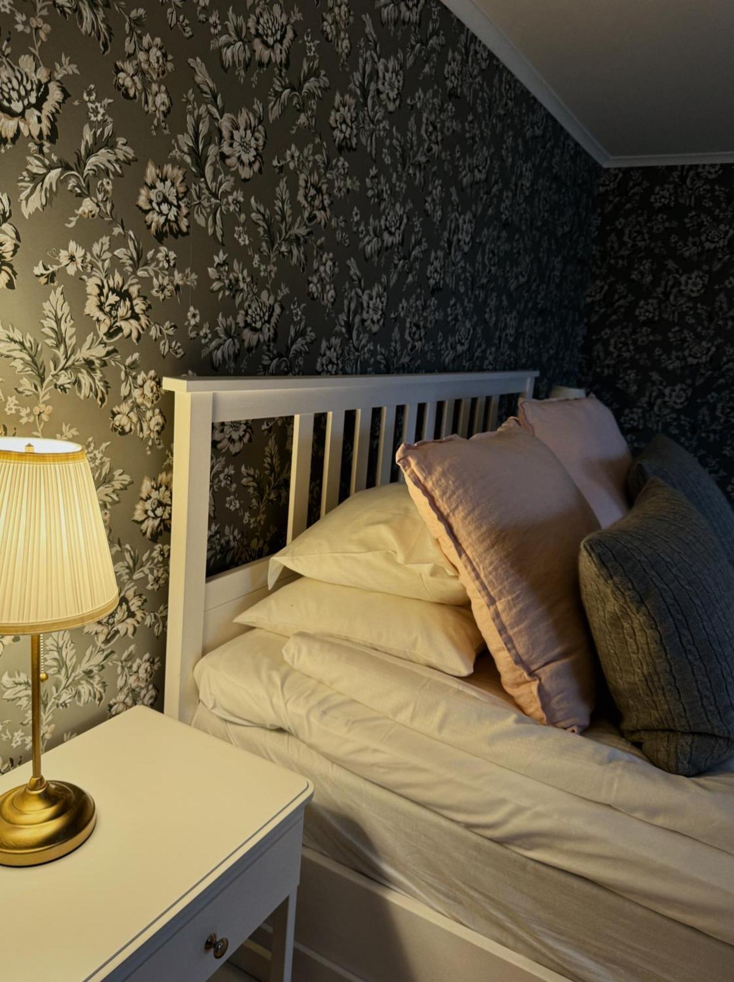 Smålandsgården Hotell Gränna Eksteriør bilde
